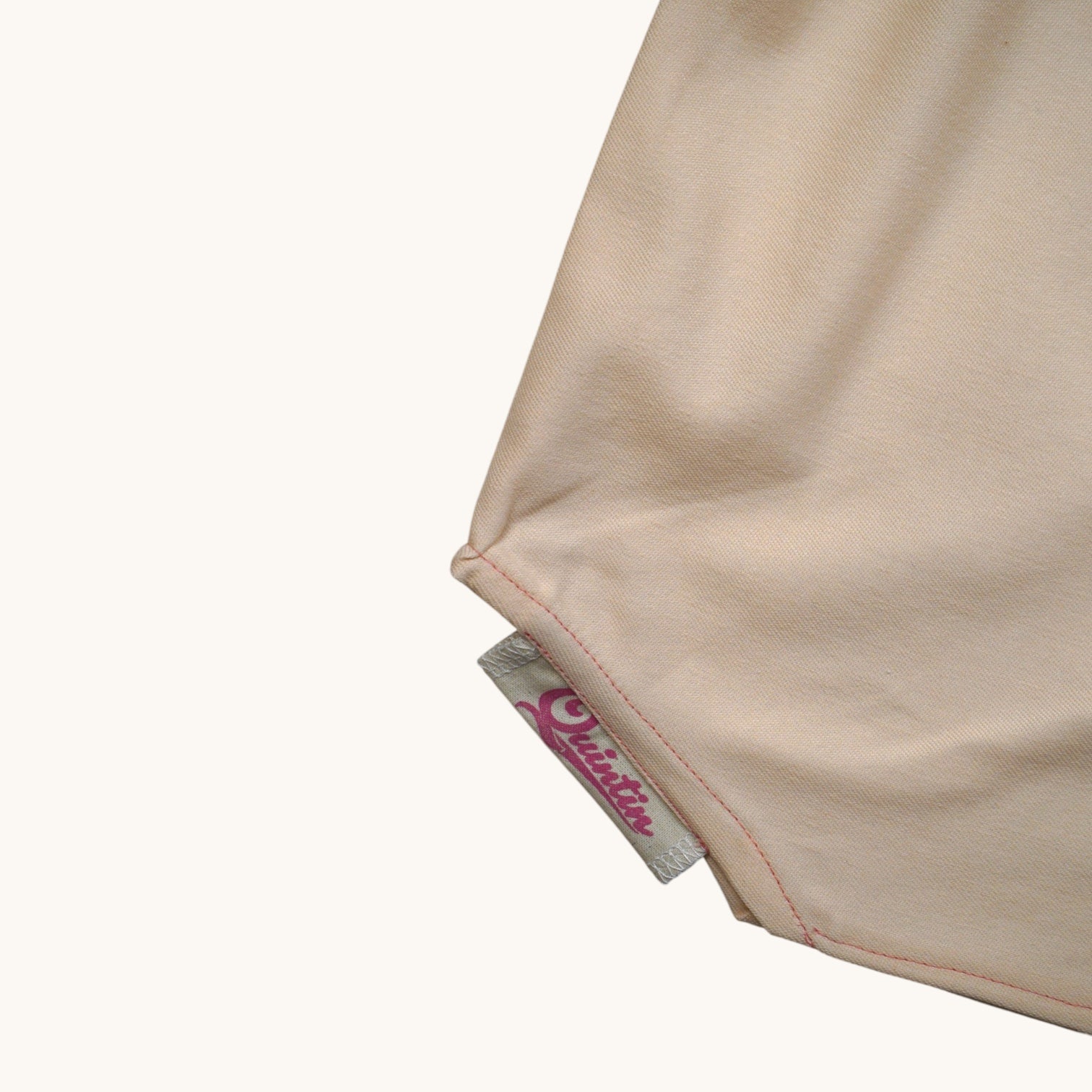 Short parachute Rose Perlé n°2 – Coton upcyclé – Taille unique S à L – Unisexe – Collection Rose Bonbon / Couleurs Unies – Quintín