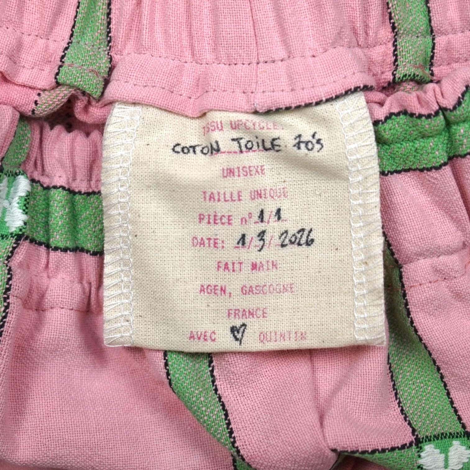 Shorts Parachute Rose Square Green – Algodón Reciclado – Talla Única S a L – Unisex – Colección Rosa Caramelo – Quintín