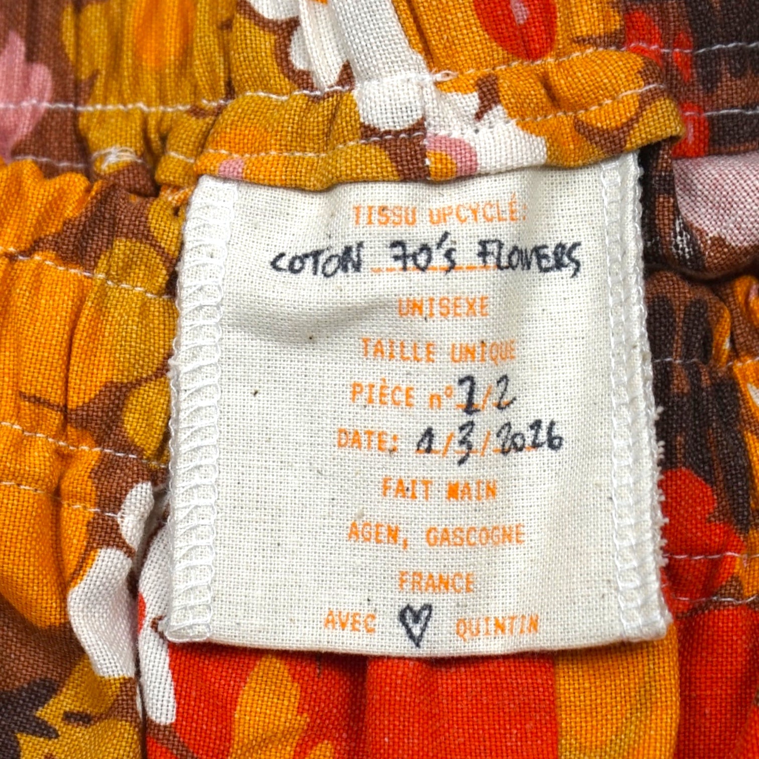 Short parachute 70's Flowers – Coton upcyclé – Taille unique S à L – Unisexe – Collection Années 70 – Quintín