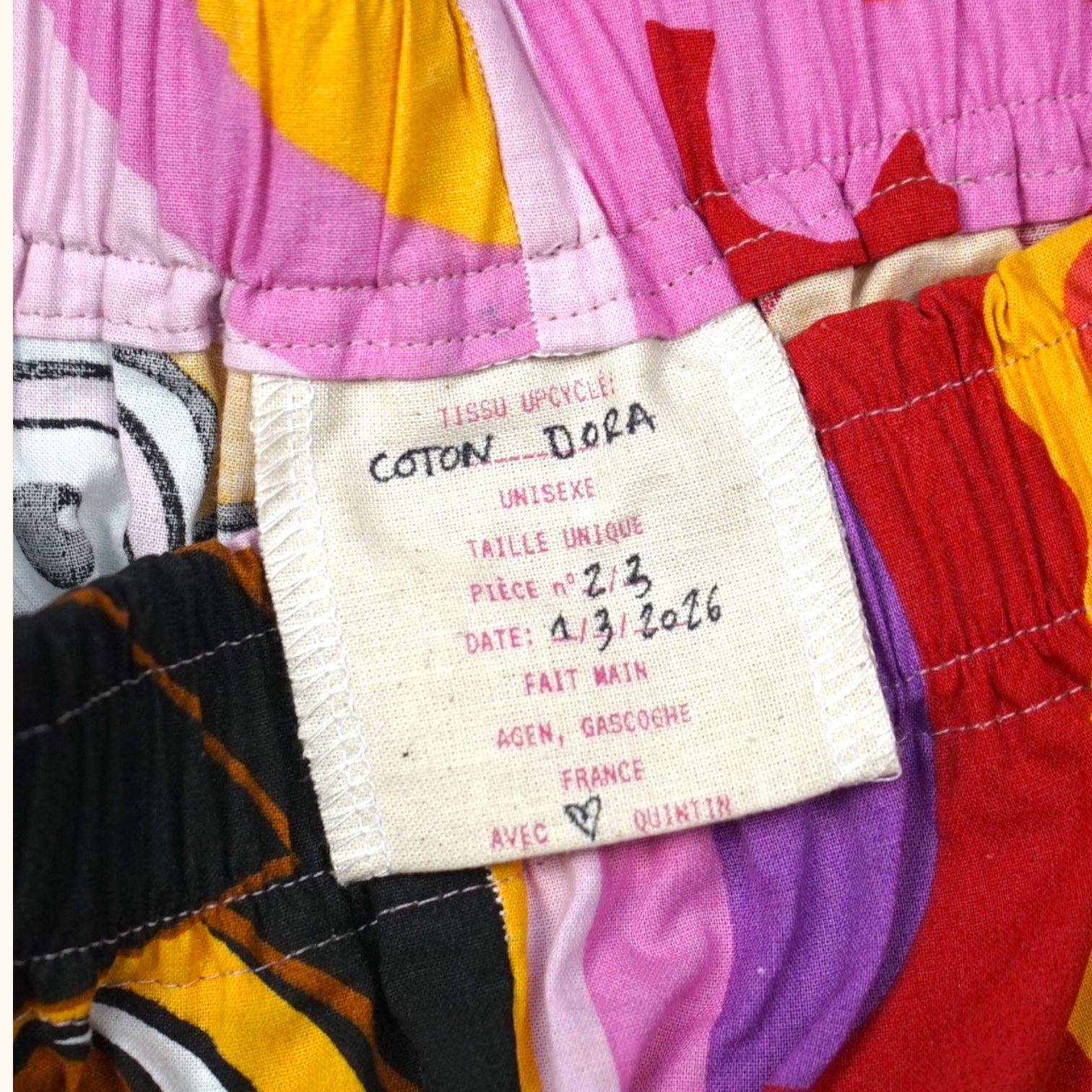 Shorts paracaídas Dora – Algodón reciclado – Talla única (S a L) – Unisex – Colección Cultura Pop – Quintín