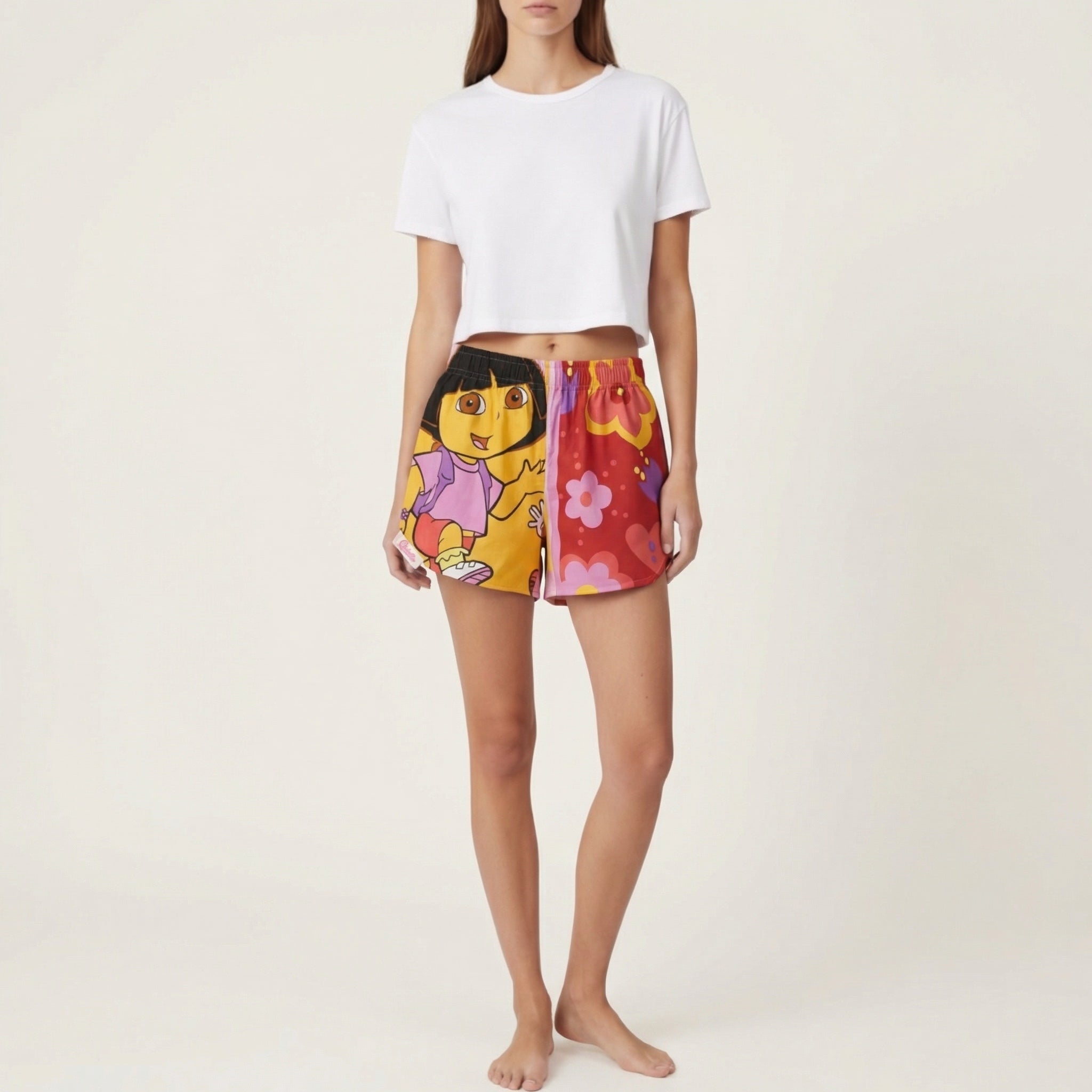 Short parachute Dora – Coton upcyclé – Taille unique S à L – Unisexe – Collection Pop Culture – Quintín