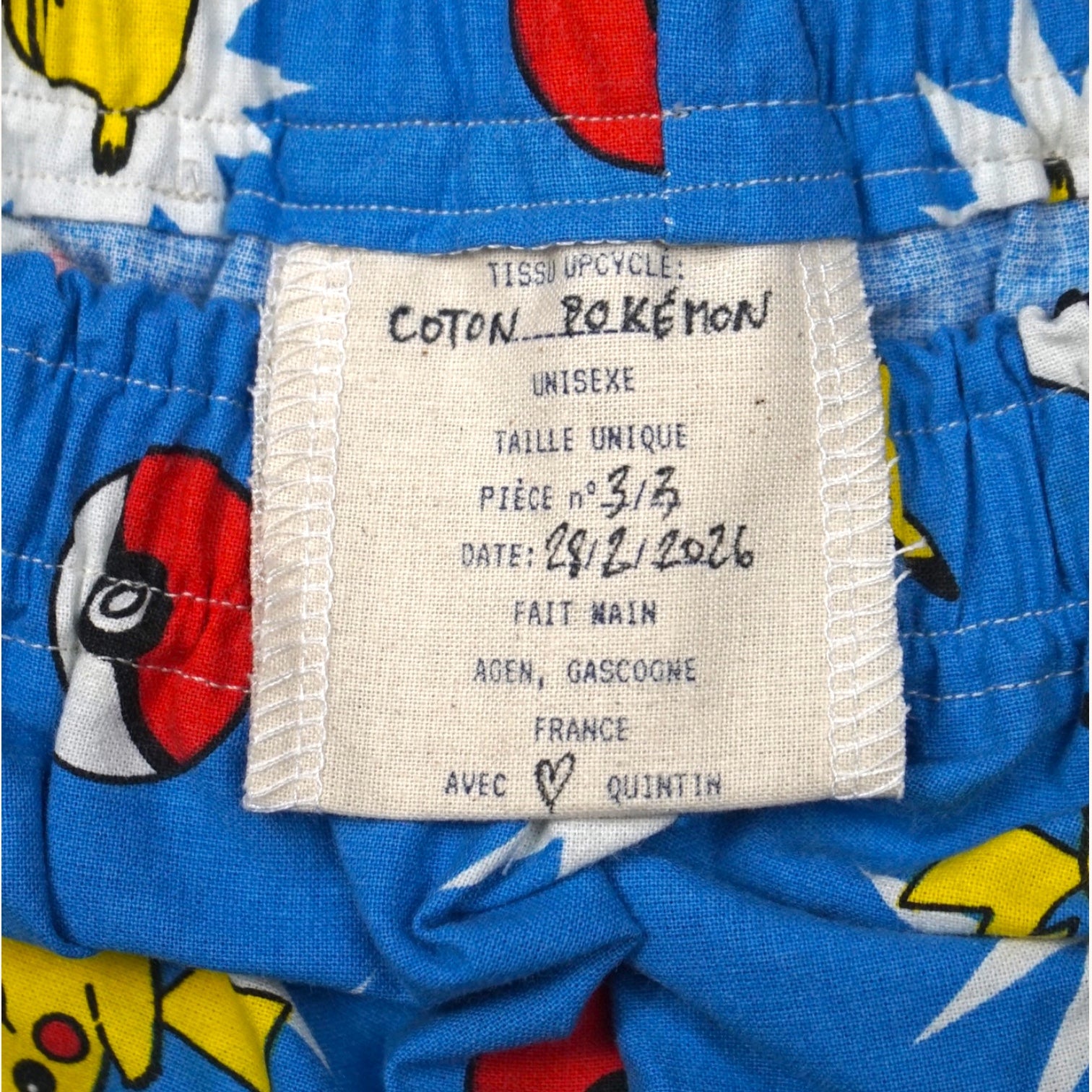 Short parachute Pokémon – Coton upcyclé – Taille unique S à L – Unisexe – Collection Pop Culture – Quintín