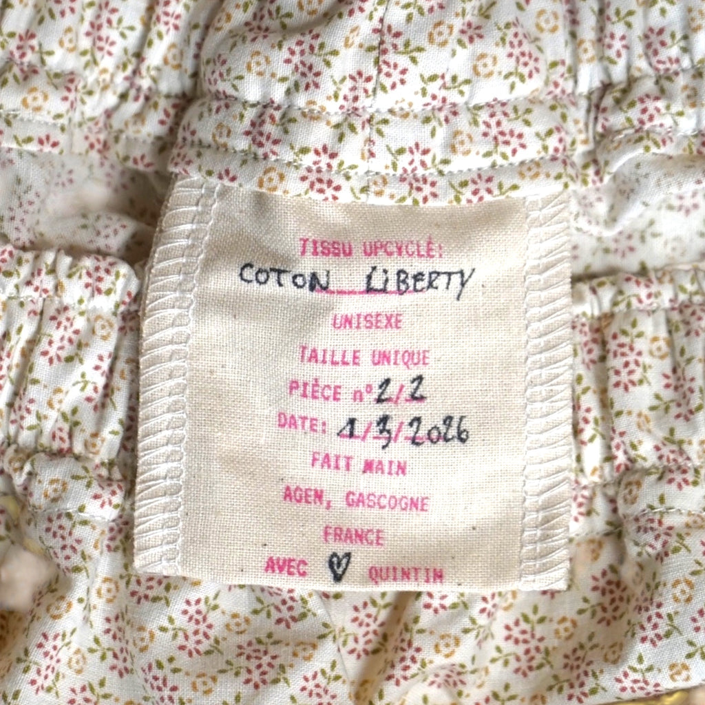 Pantalón acampanado con estampado Liberty – Algodón reciclado – Talla única (S a L) – Unisex – Colección estampado floral – Quintín