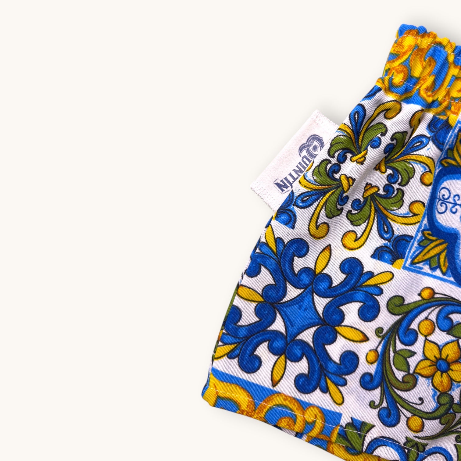 Mini-short Azulejos – Collection Azzurro & Géométrique – Quintín