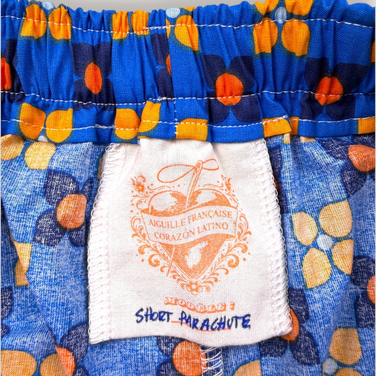 Short parachute Mosaic Flowers – Collection Années 70 / Fleurs / Géométrique – Quintín