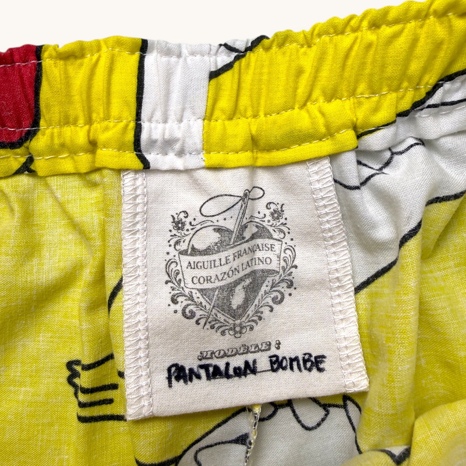 Pantalon Bombe Pikachu Pokémon – Collection Pop Culture – Quintín
