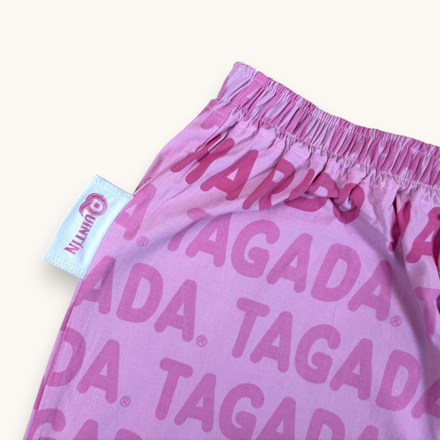 Short parachute Haribo Rose – Coton upcyclé – Taille unique S à L – Unisexe – Collection Pop Culture – Quintín