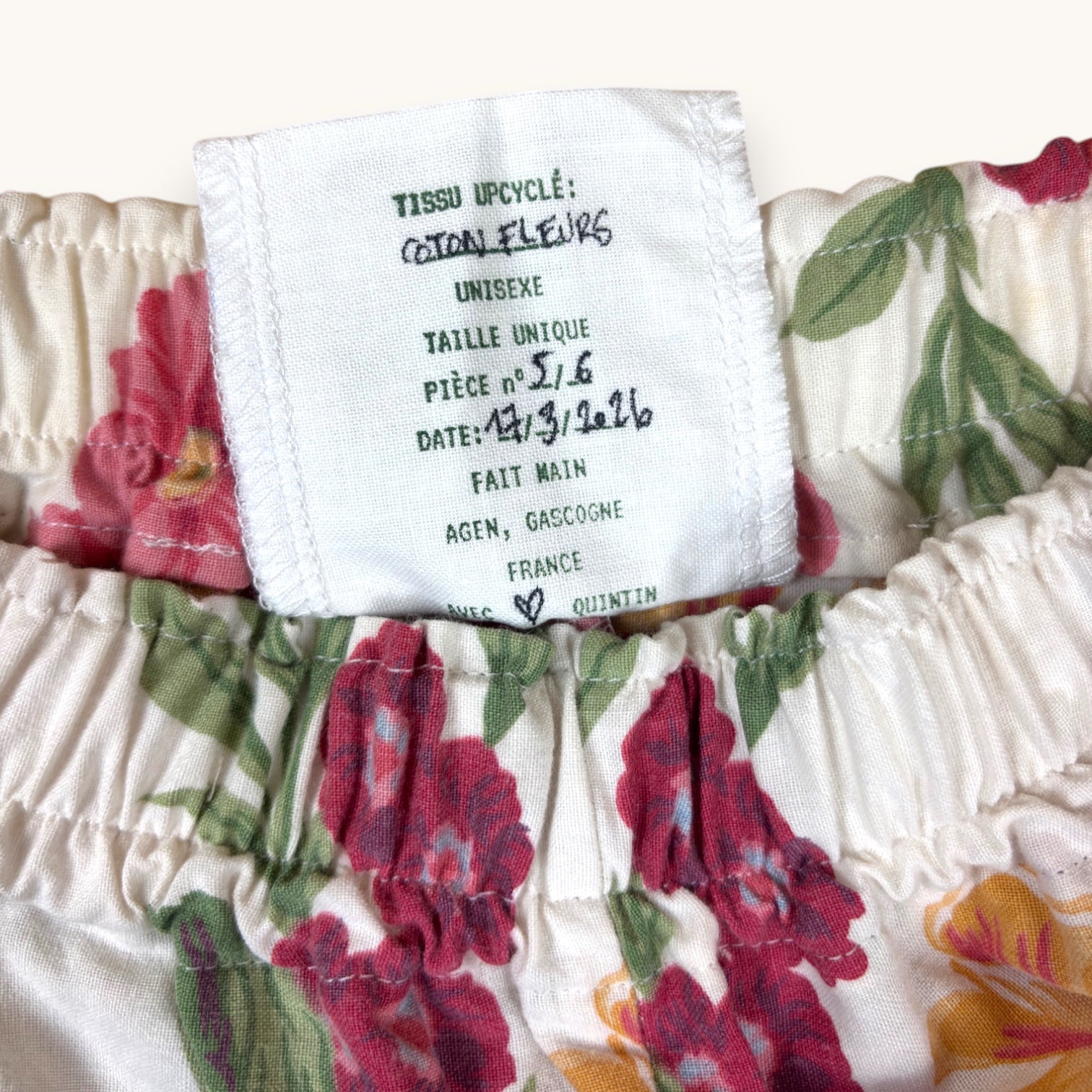 Short parachute Fleurs British – Coton upcyclé – Taille unique S à L – Unisexe – Collection Fleurs – Quintín
