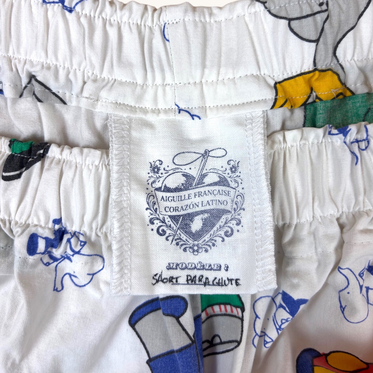 Short parachute Babar – Coton upcyclé – Taille unique S à L – Unisexe – Collection Pop Culture – Quintín