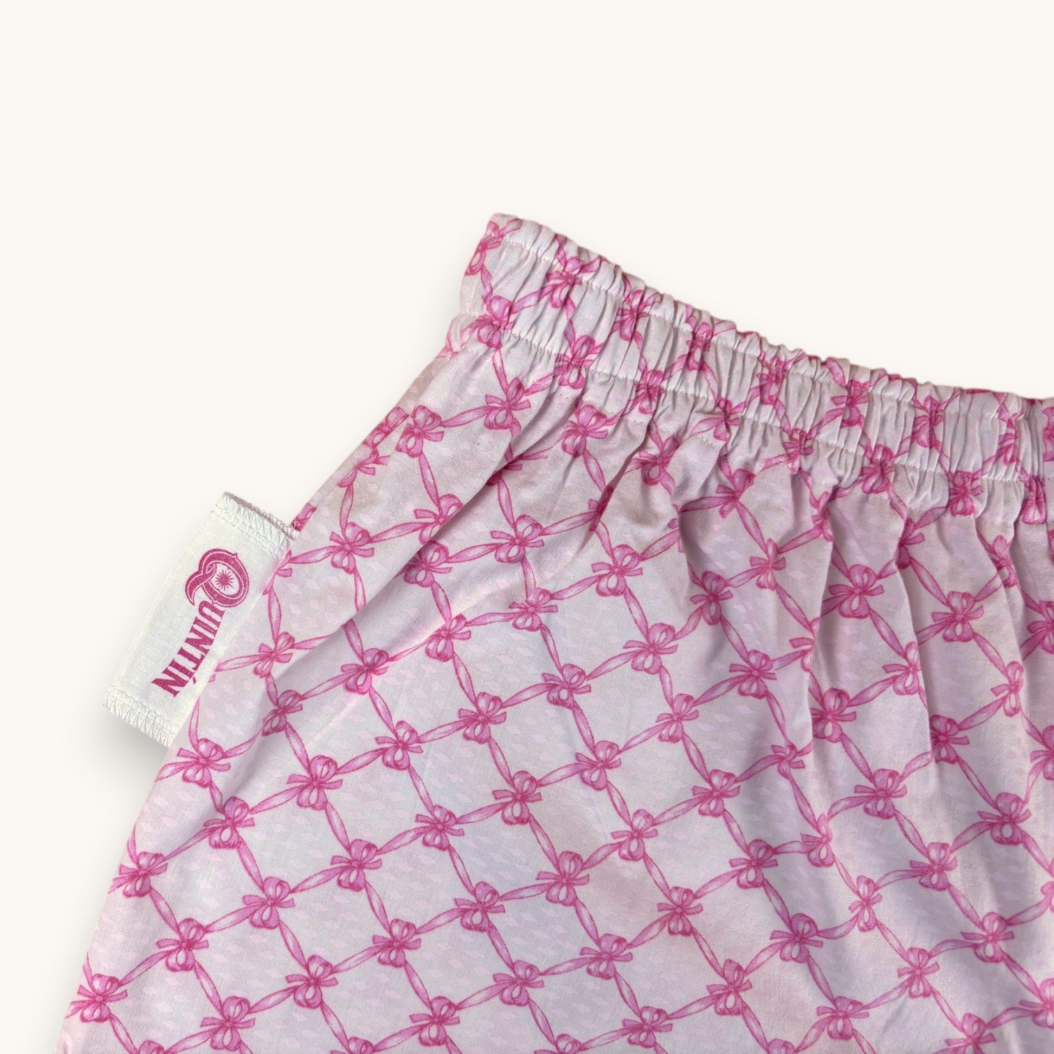 Mini-short Noeuds Papillon Rose – Coton upcyclé – Taille unique S à L – Unisexe – Collection Rose Bonbon – Quintín