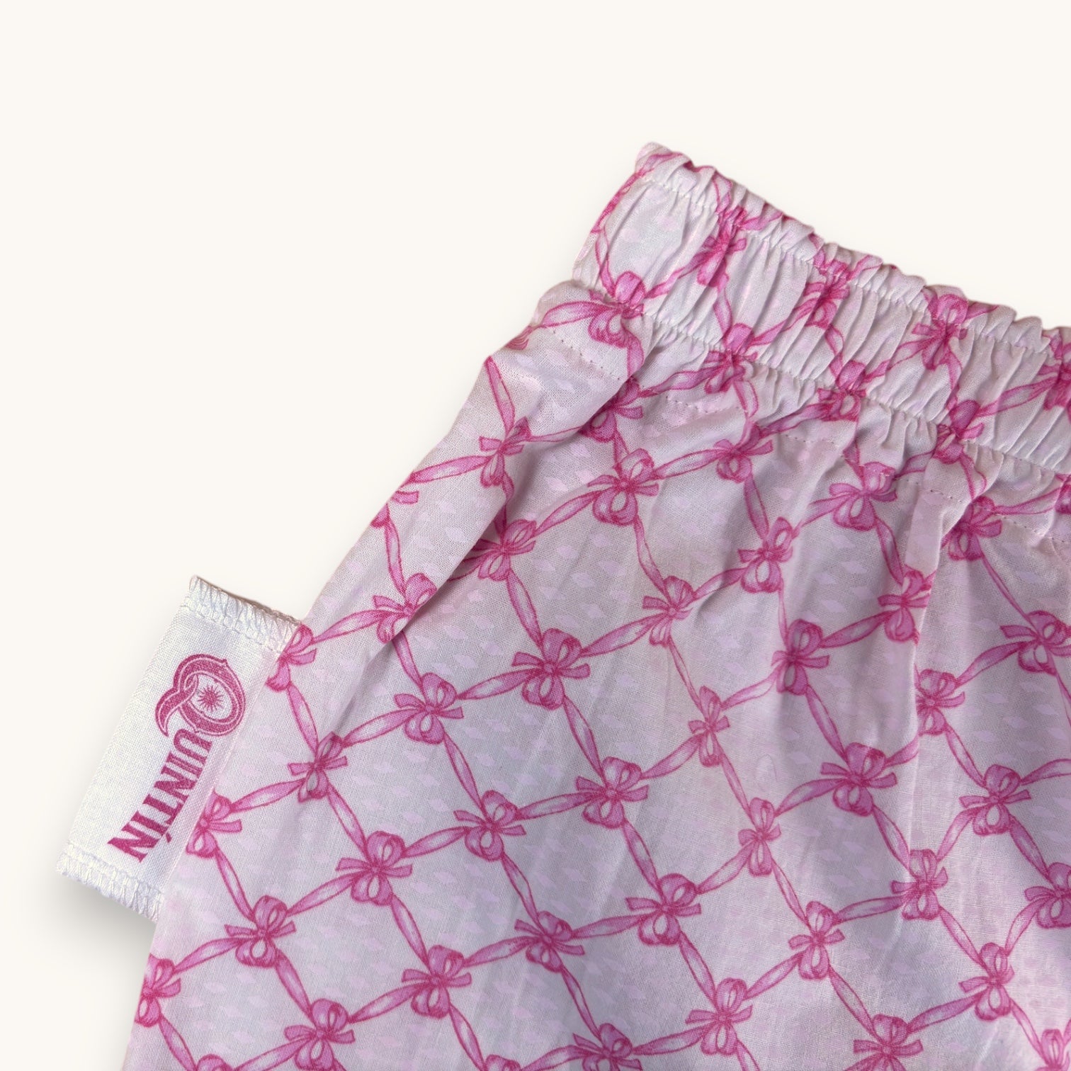 Mini-short Noeuds Papillon Rose n°2 – Coton upcyclé – Taille unique S à L – Unisexe – Collection Rose Bonbon – Quintín