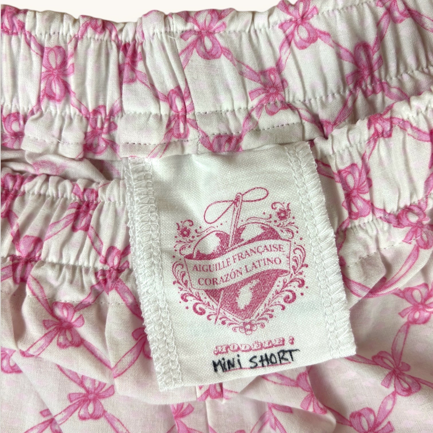 Mini-short Noeuds Papillon Rose n°2 – Coton upcyclé – Taille unique S à L – Unisexe – Collection Rose Bonbon – Quintín