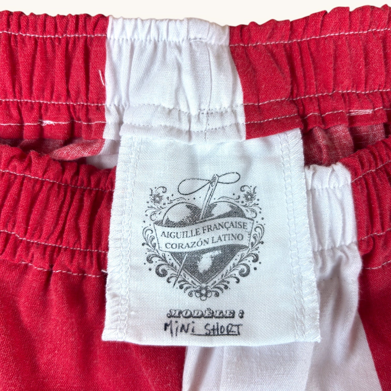 Mini-short Biarritz n°2 – Coton upcyclé – Taille unique S à L – Unisexe – Collection Rayé – Quintín