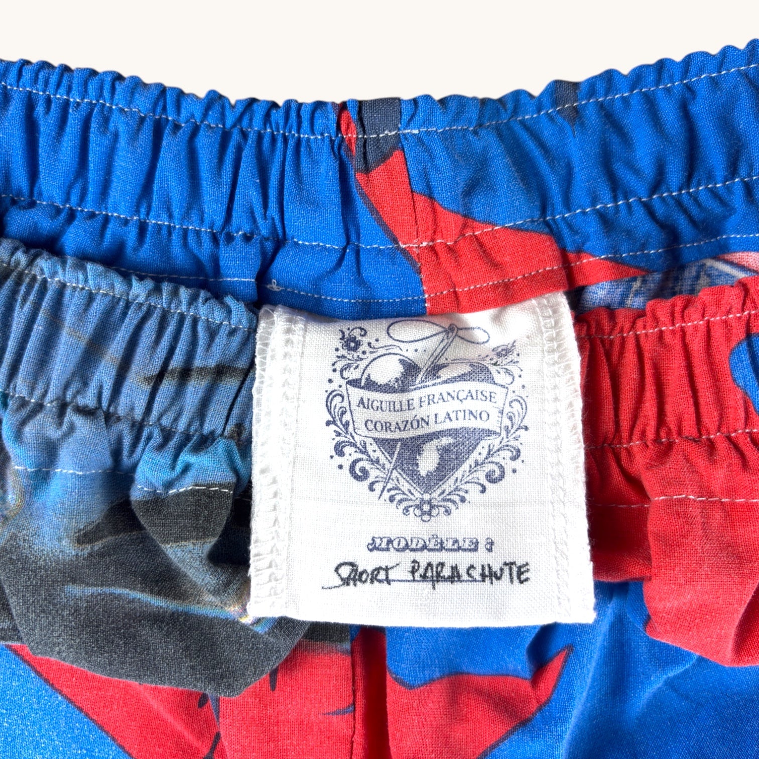 Short parachute Cars n°2 – Coton upcyclé – Taille unique S à L – Unisexe – Collection Pop Culture – Quintín