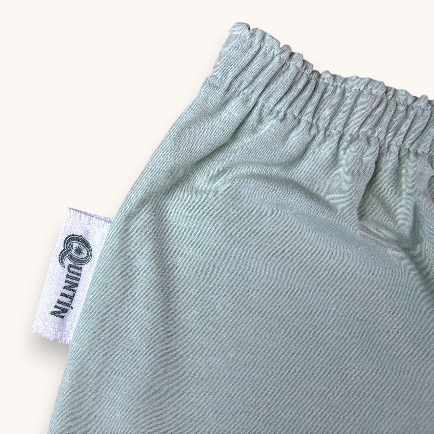 Mini-short Vert Pastel – Coton upcyclé – Taille unique S à L – Unisexe – Collection Couleurs unies – Quintín