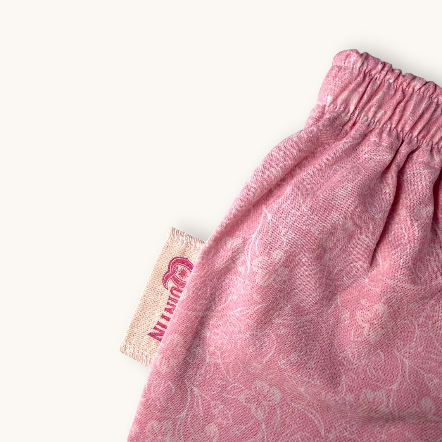 Mini-short Rose Fleuri – Collection Rose Bonbon & Fleurs – Quintín