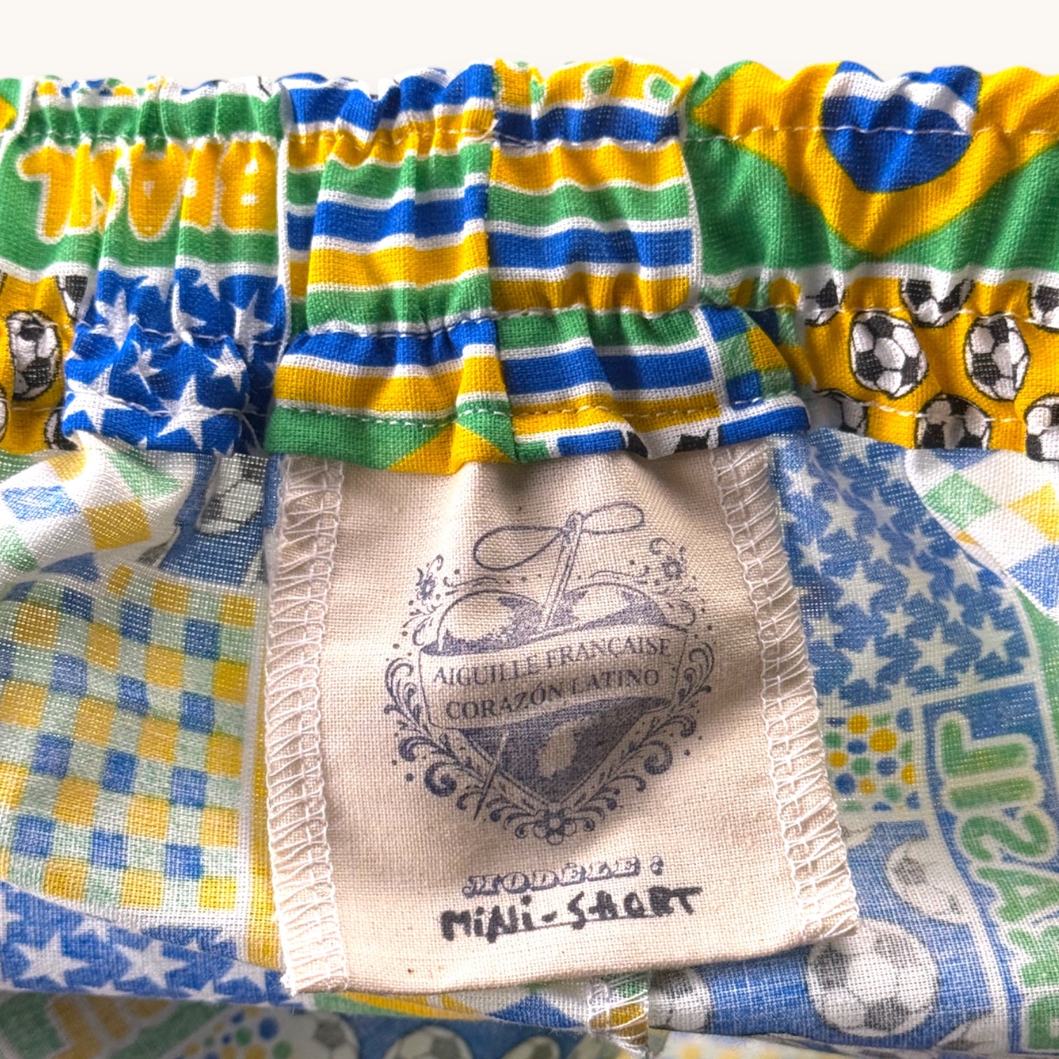Mini-short Brasil Futebol – Pop Culture – Quintín