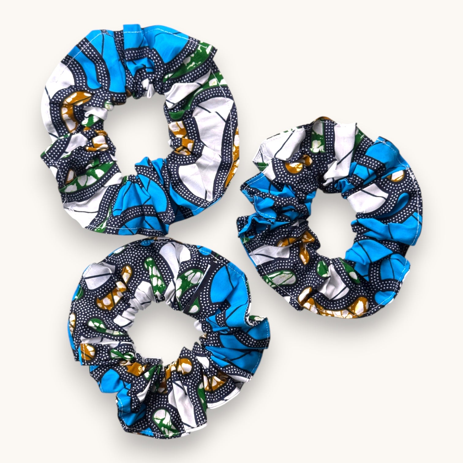 Maxi-Chouchou Wax Bleu Bénin fait main upcyclé – Quintín