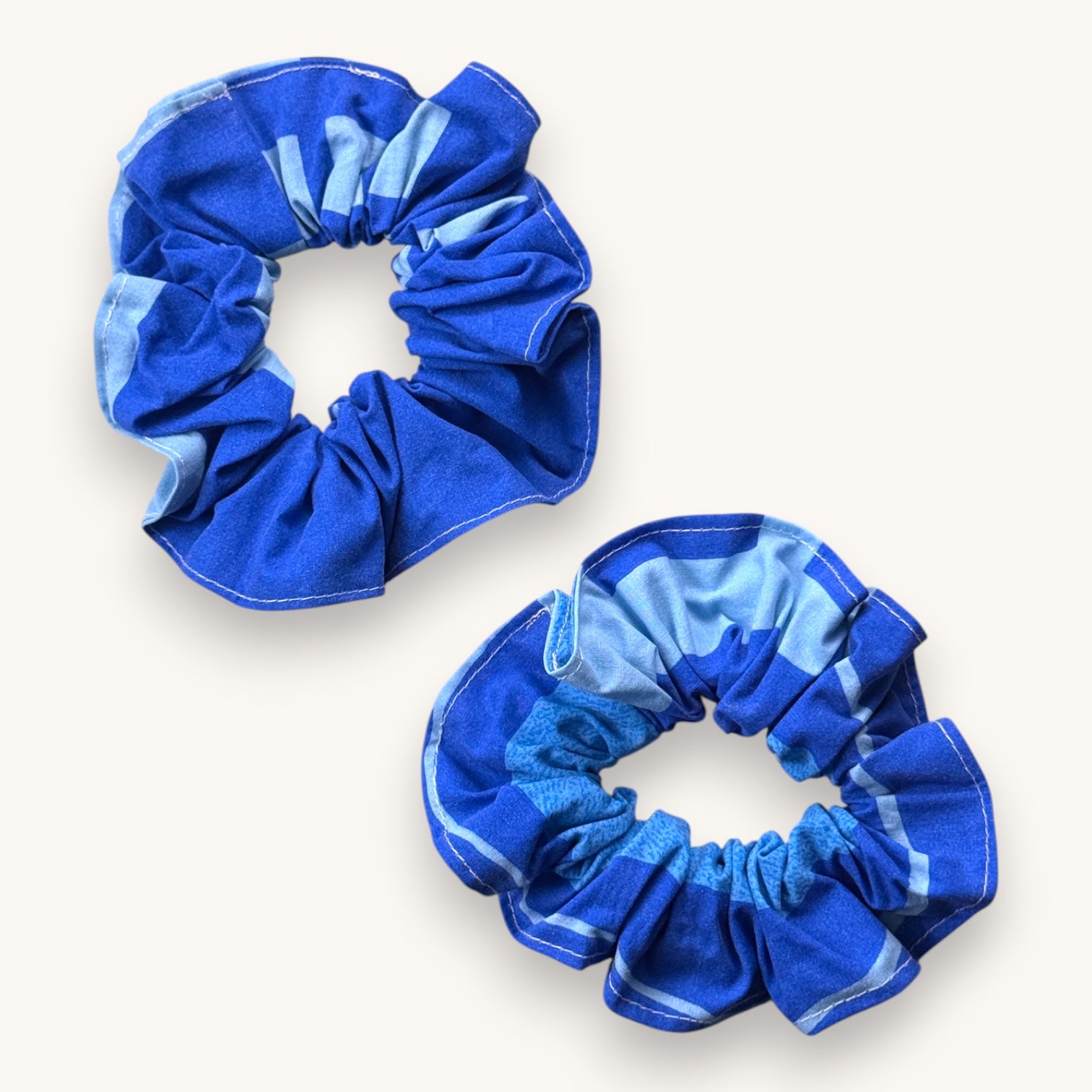 Maxi-Chouchou Bleu Cobalt Graphique fait main upcyclé – Quintín