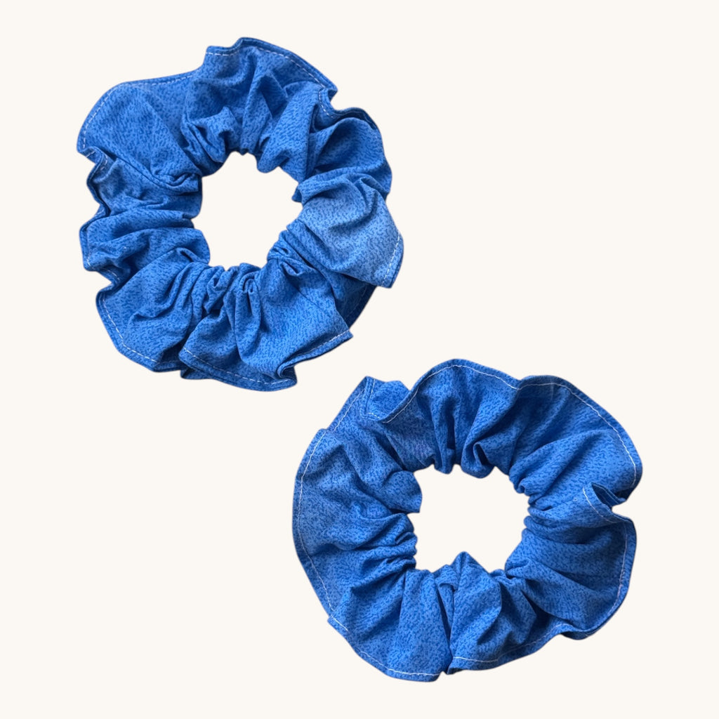Maxi-Chouchou Bleu Azur Uni fait main upcyclé – Quintín
