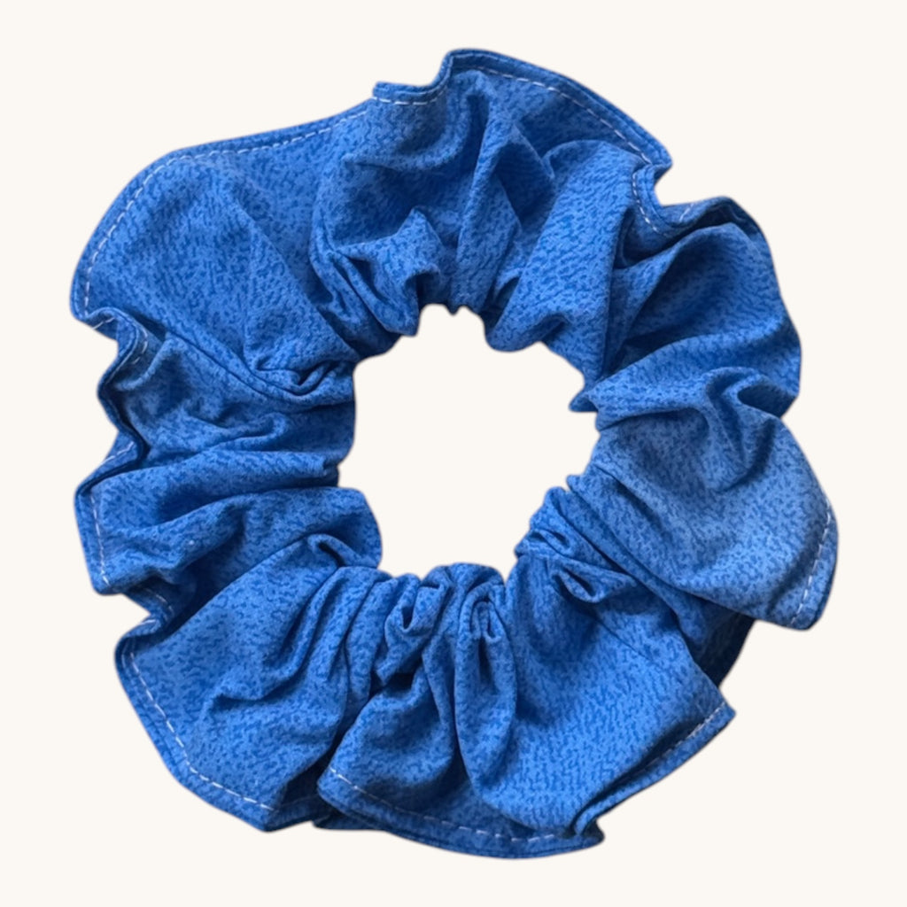 Maxi-Chouchou Bleu Azur Uni fait main upcyclé – Quintín