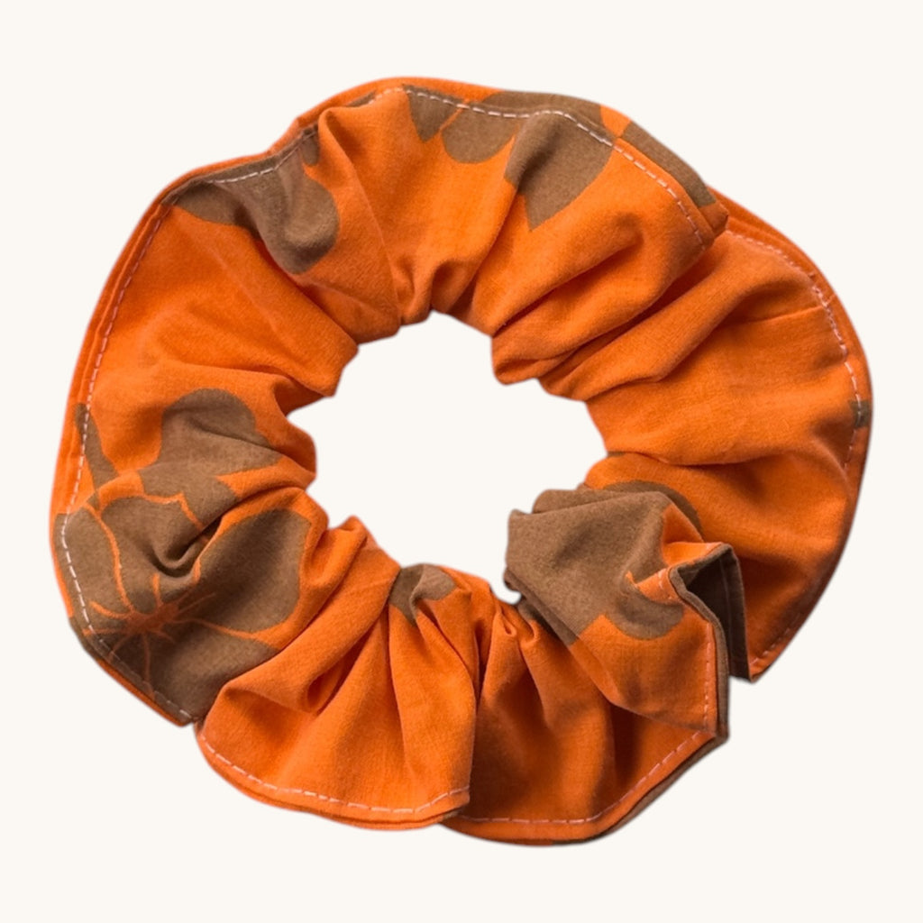 Maxi-Chouchou Orange Fleurs Vintage fait main upcyclé – Quintín