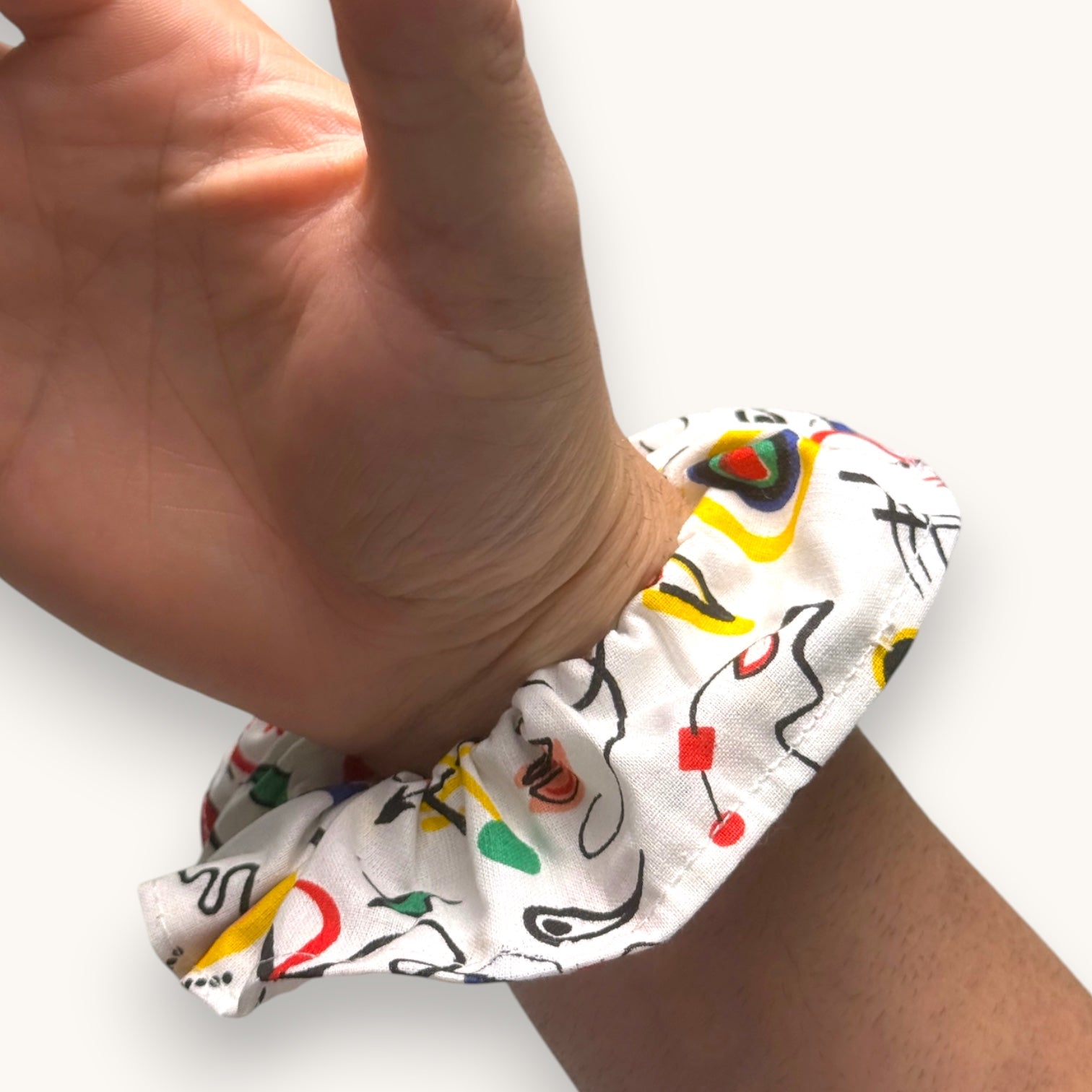 Chouchou Juan Miró fait main upcyclé – Quintín