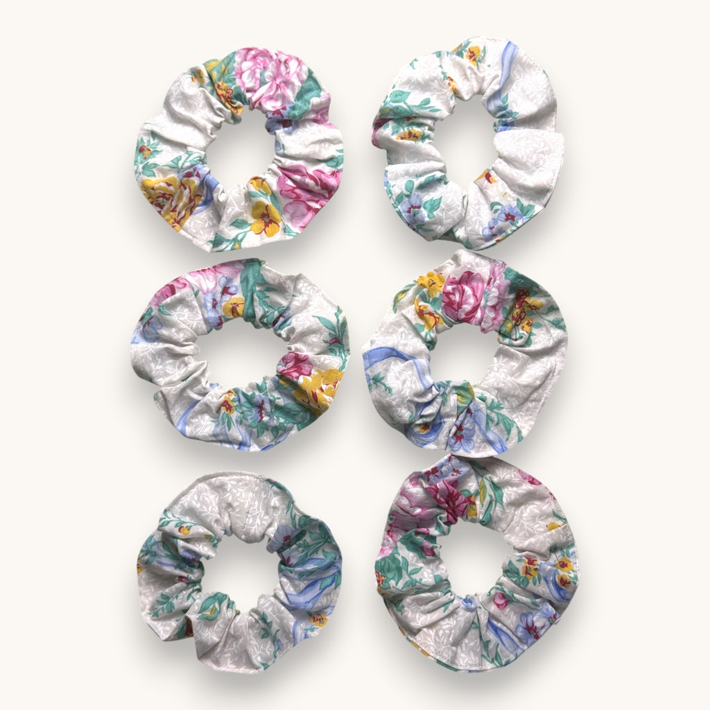 Chouchou Pivoines Vintage fait main upcyclé – Quintín